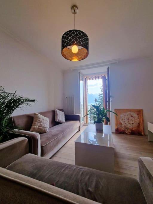 Perfect Lake View New Apartment Veytaux Exterior photo